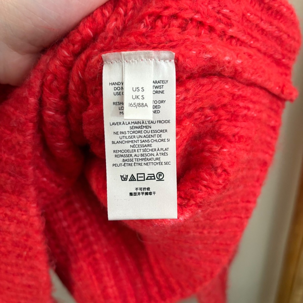 Modern Women's Authentic Free People Chunky Knit Boxy Red Puffy Sleeve Sweater - Picture 5 of 10